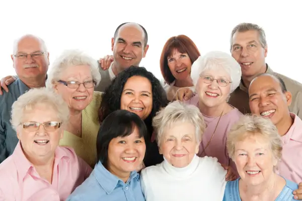 idosos socializando